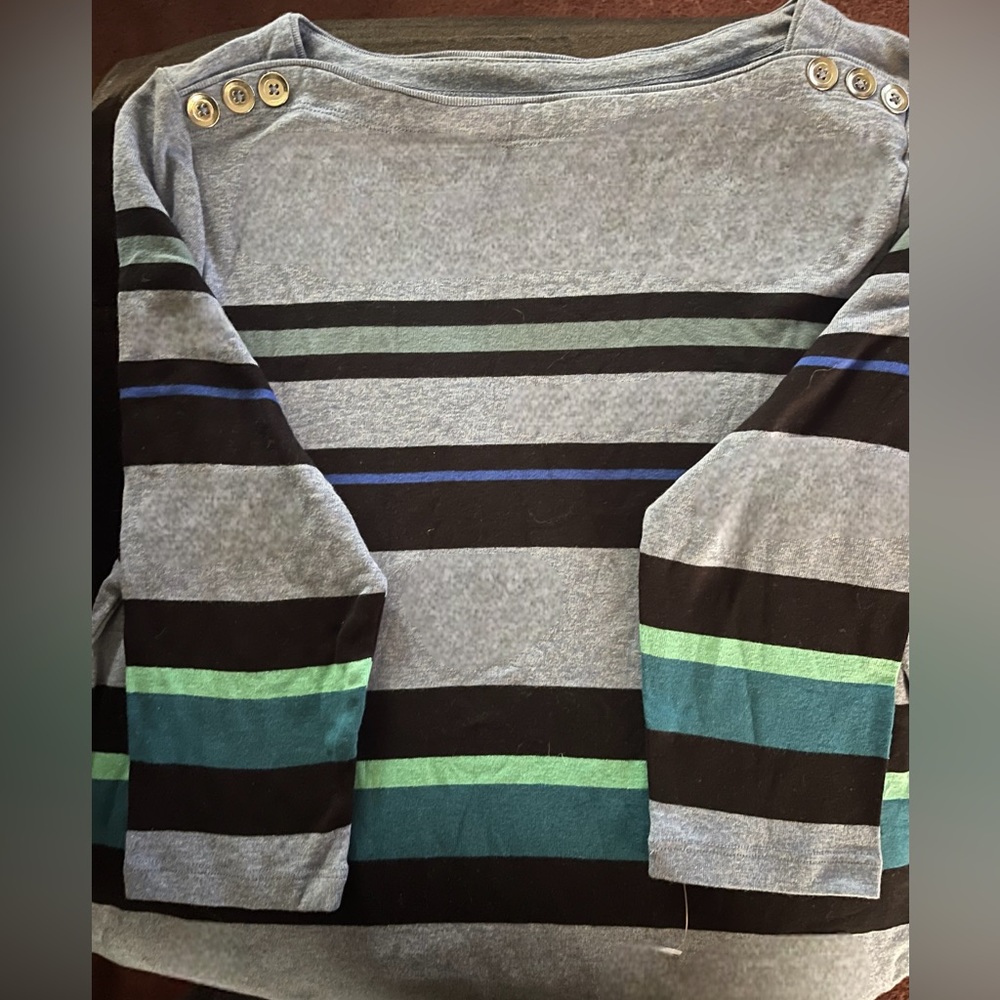Brand New with tags Women’s striped Shirt